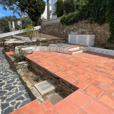 Vakantiehuis Preciosa Casa En Con Vistas Al Pueblo Y Al Mar Av-33 Roses