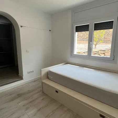 Preciosa Casa En Con Vistas Al Pueblo Y Al Mar Av-33 * Roses