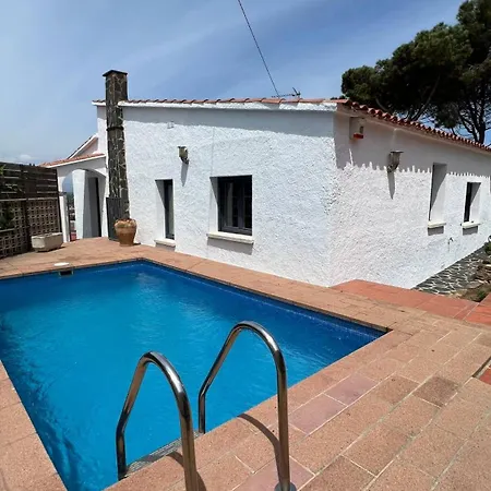 Preciosa Casa En Con Vistas Al Pueblo Y Al Mar Av-33 *
