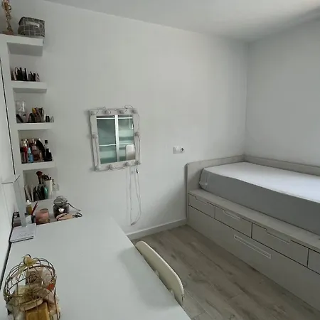 Preciosa Casa En Con Vistas Al Pueblo Y Al Mar Av-33 *